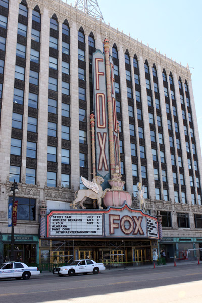 O Fox Theatre é o teatro mais famoso da cidade