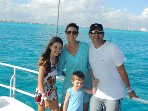 Família Simões e o mar incrível de Cancún