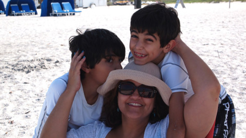 morar em Orlando é assim: Samya e os filhos curtindo o dia das mães em Clearwater, FL