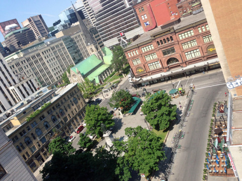 Vista da Phillips Square do deck do hotel