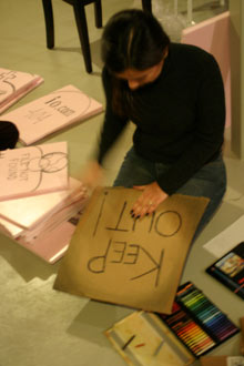 Eu fiquei pintando as placas