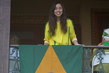 Levei a minha bandeira e pendurei na varanda