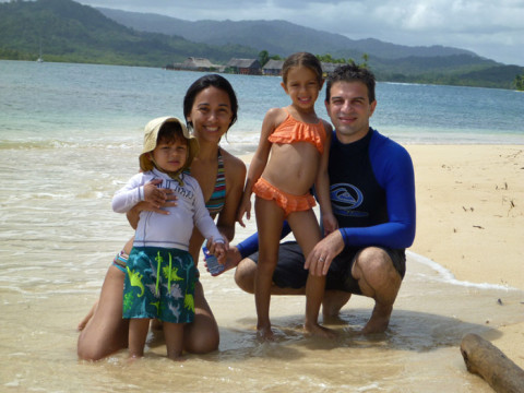 Foto de família na ilha Dupir em San Blás