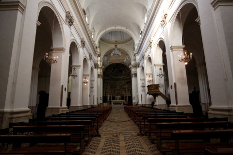 A Catedral por dentro