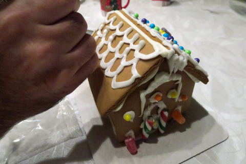 decorandogingerbreadhouse