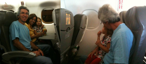 Meus pais e a Julia em um vôo da JetBlue de Austin pra NY
