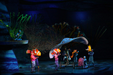 O visual do Finding Nemo - The Musical é muito bonito