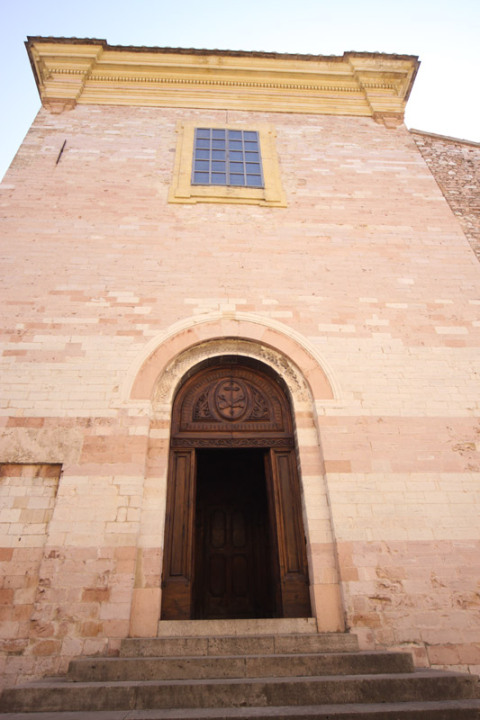 Igreja Sant'Andrea em Spello (a mesma pedra você vê nas igrejas de Assis)