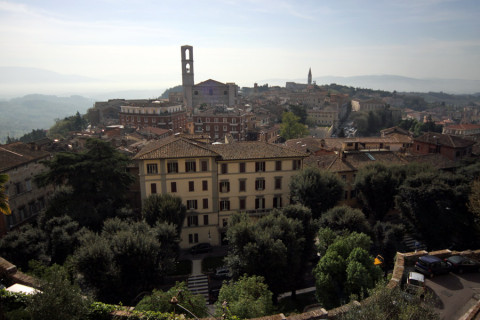 Panorama de Perugia atrás da prefeitura