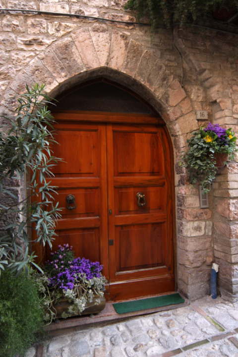 Tem cada porta linda