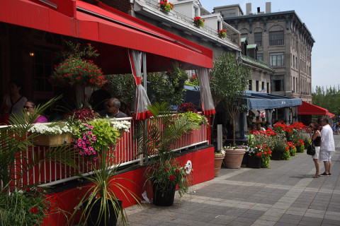 Restaurantes na Place Jacques Cartier, um pedacinho da França