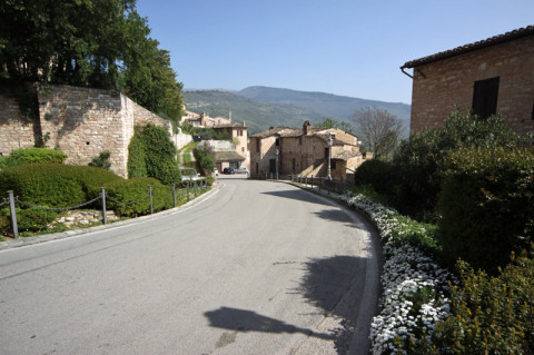 Acho que essa foi a rua mais larga que vi na cidade