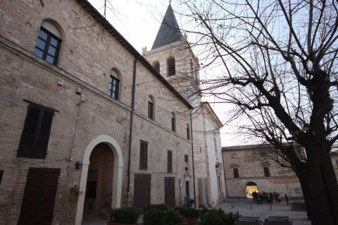 Mais um ângulo da igreja Santa Maria Maggiore