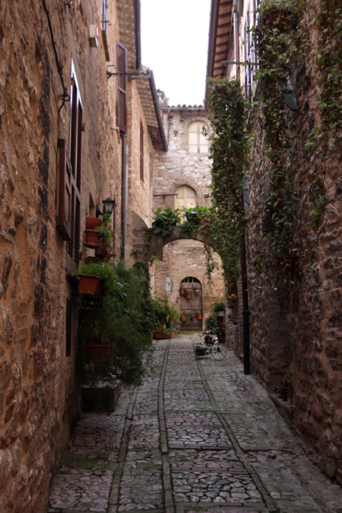 Mais uma ruazinha fofa em Spello