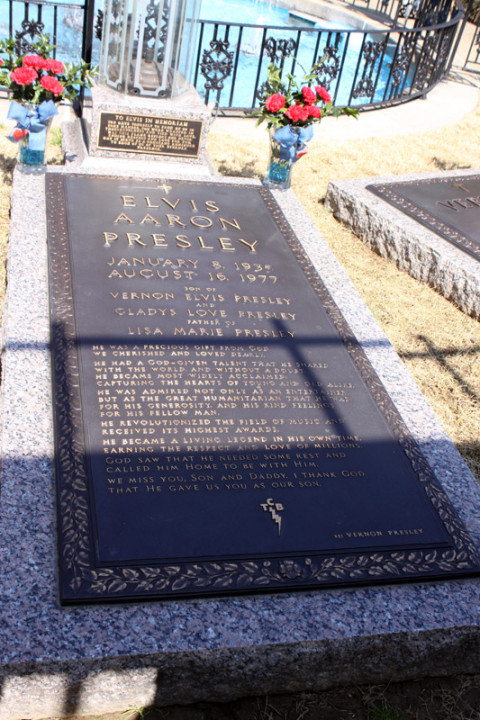 O túmulo de Elvis em Graceland