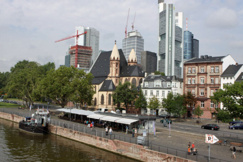 Frankfurt vista da ponte
