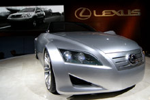 Outro conceito da Lexus, LF-S